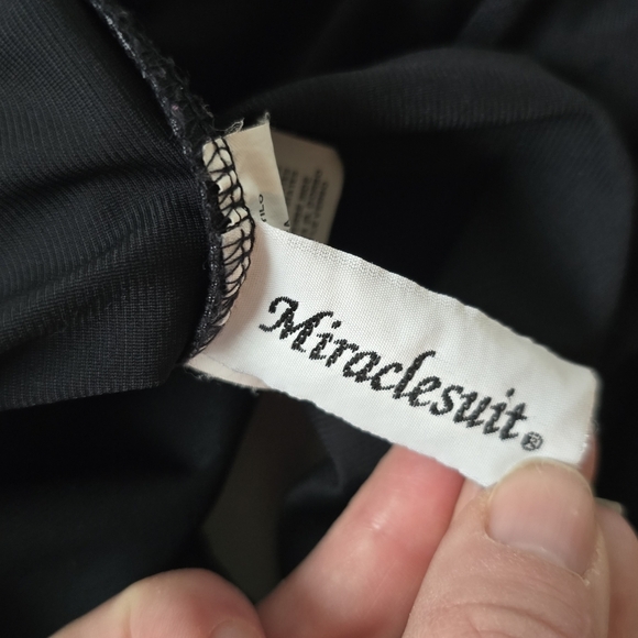 Miraclesuit One Piece Swimsuit Bathing Suit 10 - Picture 4 of 6